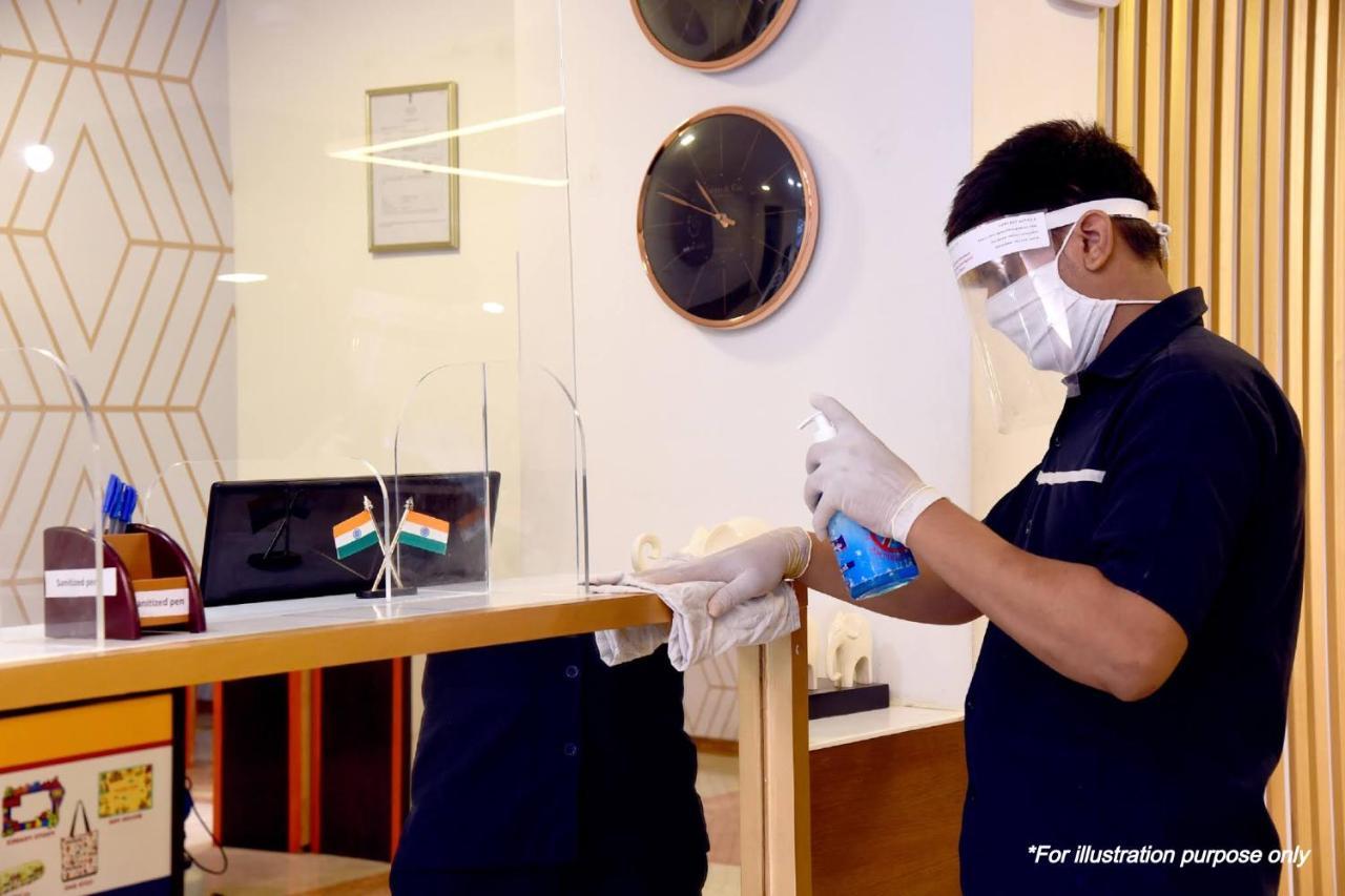 Oyo Lalitha Delight Hotell Visakhapatnam Exteriör bild